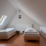 T&k - - Areal Goethe 4 Maisonetten Mit Privatparkplaetzen *