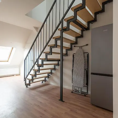 T&k - - Areal Goethe 4 Maisonetten Mit Privatparkplaetzen דיסבורג