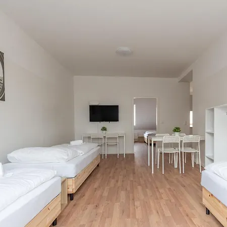 T&k - - Areal Goethe 4 Maisonetten Mit Privatparkplaetzen