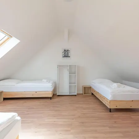 T&k - - Areal Goethe 4 Maisonetten Mit Privatparkplätzen * Duisburg