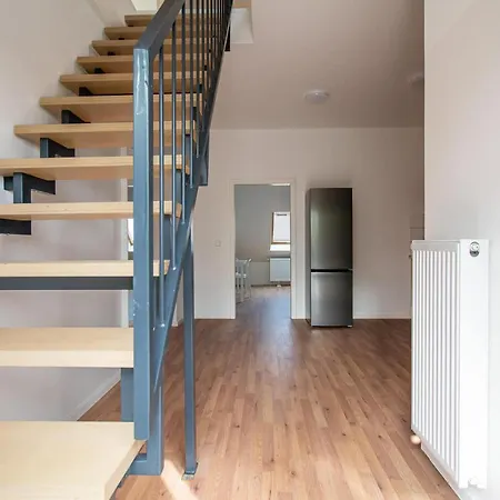 T&k - - Areal Goethe 4 Maisonetten Mit Privatparkplätzen * Duisburg