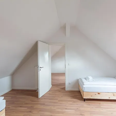 Apartmán T&k - - Areal Goethe 4 Maisonetten Mit Privatparkplaetzen Duisburg