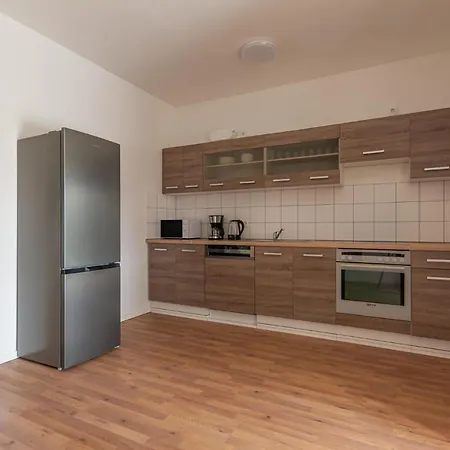 T&k - - Areal Goethe 4 Maisonetten Mit Privatparkplaetzen Apartmán Duisburg