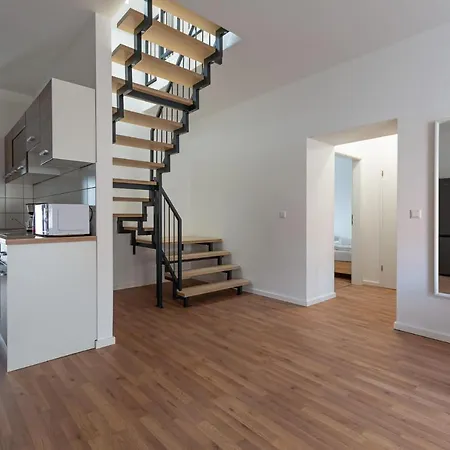 T&k - - Areal Goethe 4 Maisonetten Mit Privatparkplaetzen Apartmán Duisburg