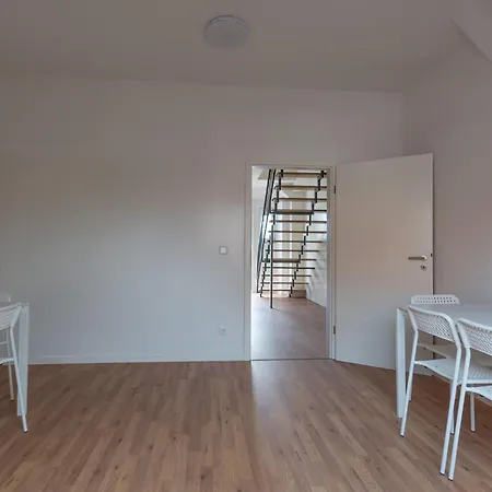 T&k - - Areal Goethe 4 Maisonetten Mit Privatparkplaetzen Apartmán Duisburg