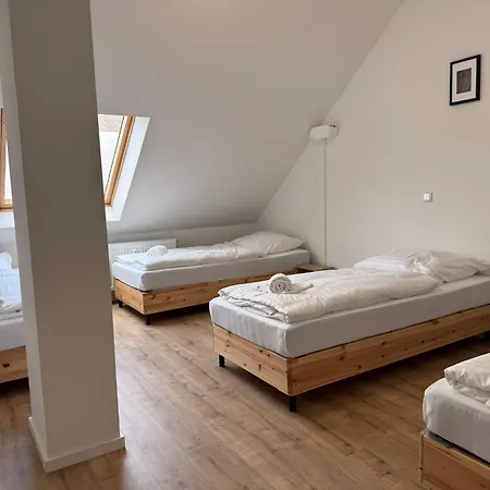 T&k - - Areal Goethe 4 Maisonetten Mit Privatparkplätzen Duisburg