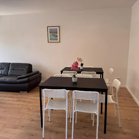 Apartment T&k - - Areal Goethe 4 Maisonetten Mit Privatparkplaetzen