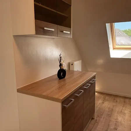 Apartment T&k - - Areal Goethe 4 Maisonetten Mit Privatparkplaetzen