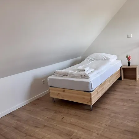 Apartment T&k - - Areal Goethe 4 Maisonetten Mit Privatparkplaetzen Duisburg