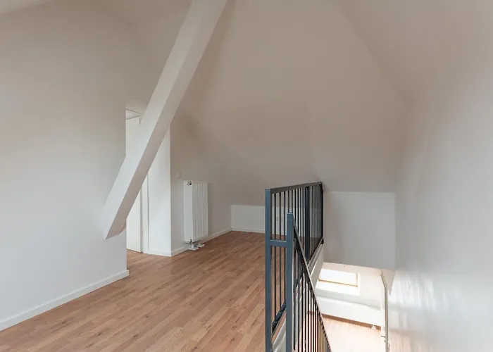 T&k - - Areal Goethe 4 Maisonetten Mit Privatparkplaetzen *