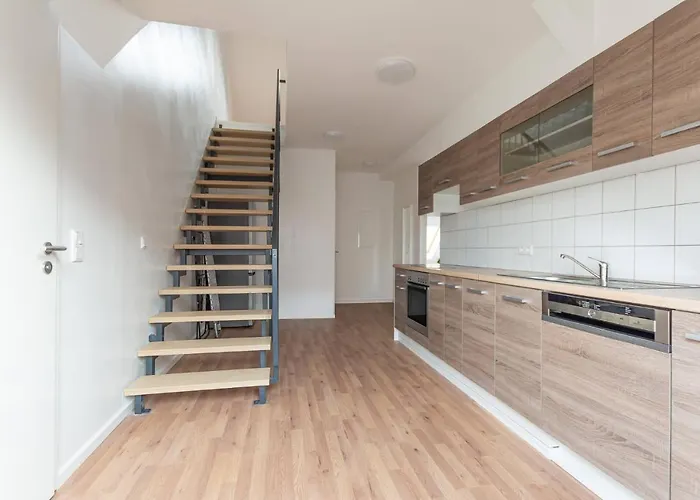 T&k - - Areal Goethe 4 Maisonetten Mit Privatparkplaetzen * 杜伊斯堡