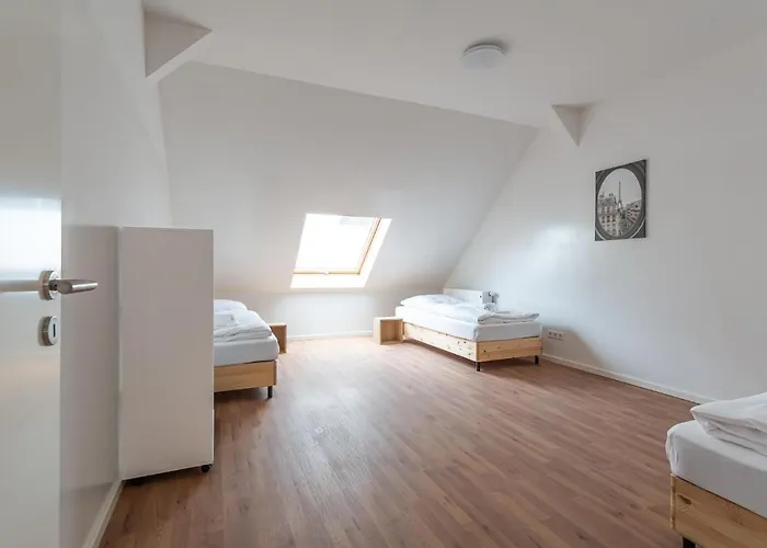 T&k - - Areal Goethe 4 Maisonetten Mit Privatparkplaetzen