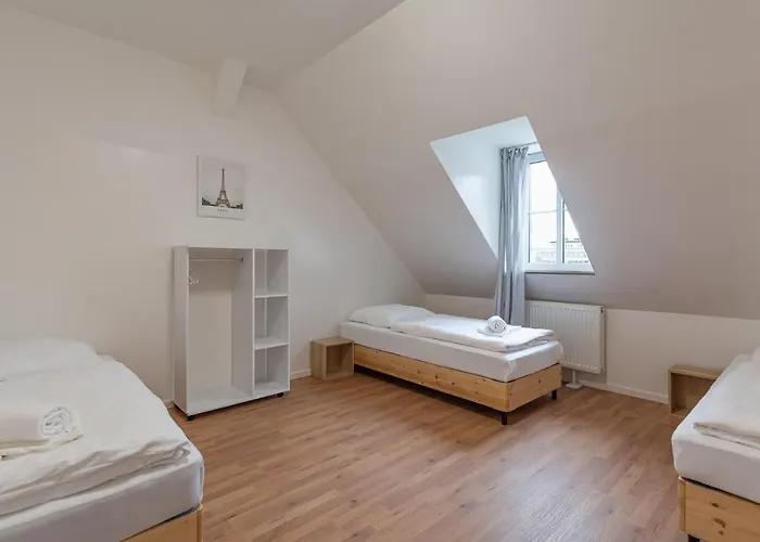 T&k - - Areal Goethe 4 Maisonetten Mit Privatparkplaetzen 杜伊斯堡