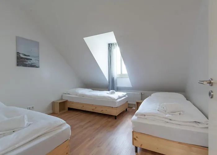 T&k - - Areal Goethe 4 Maisonetten Mit Privatparkplaetzen *