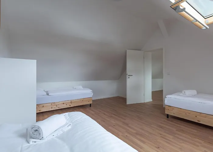 T&k - - Areal Goethe 4 Maisonetten Mit Privatparkplaetzen *