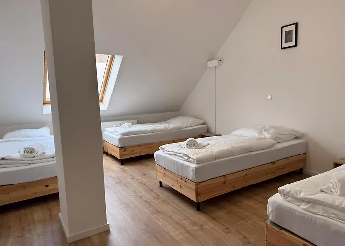 T&k - - Areal Goethe 4 Maisonetten Mit Privatparkplaetzen 杜伊斯堡